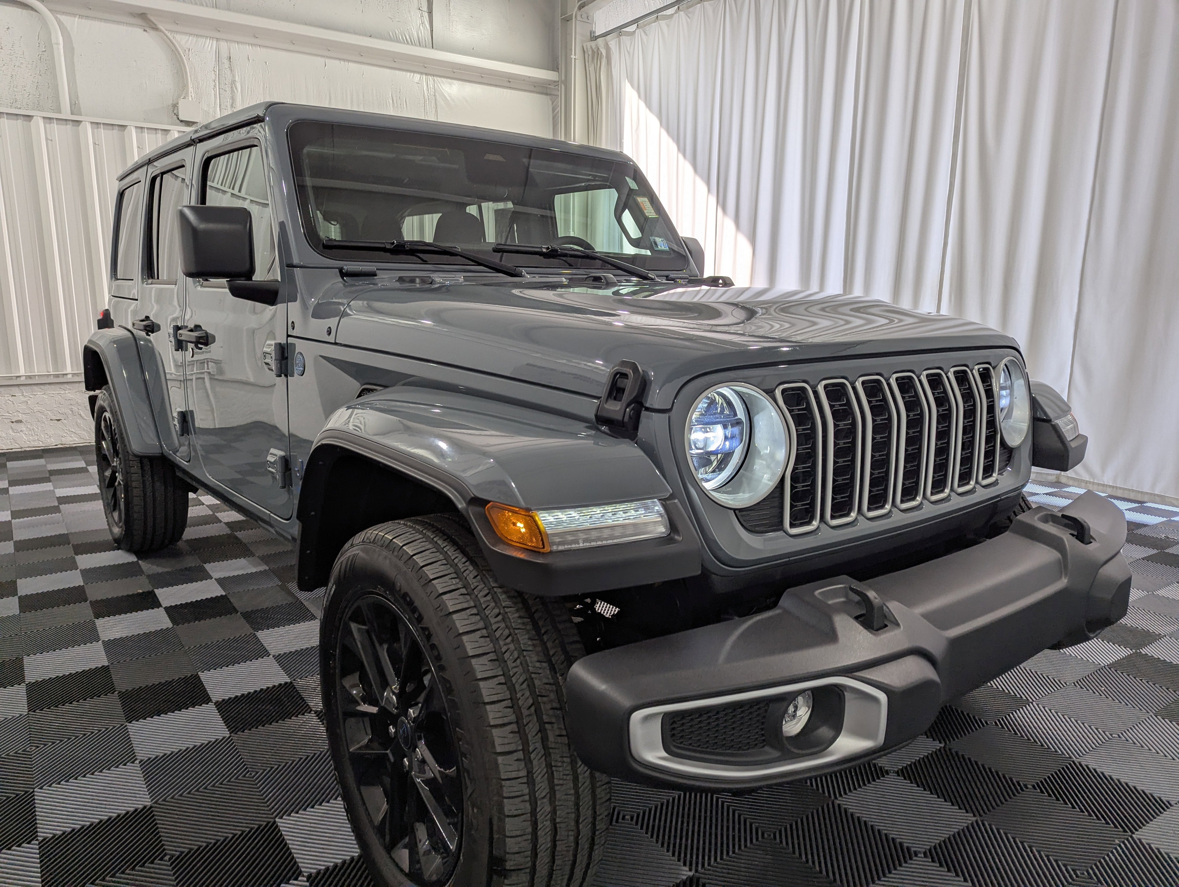 2025 Jeep Wrangler 4xe Sahara 4xe
