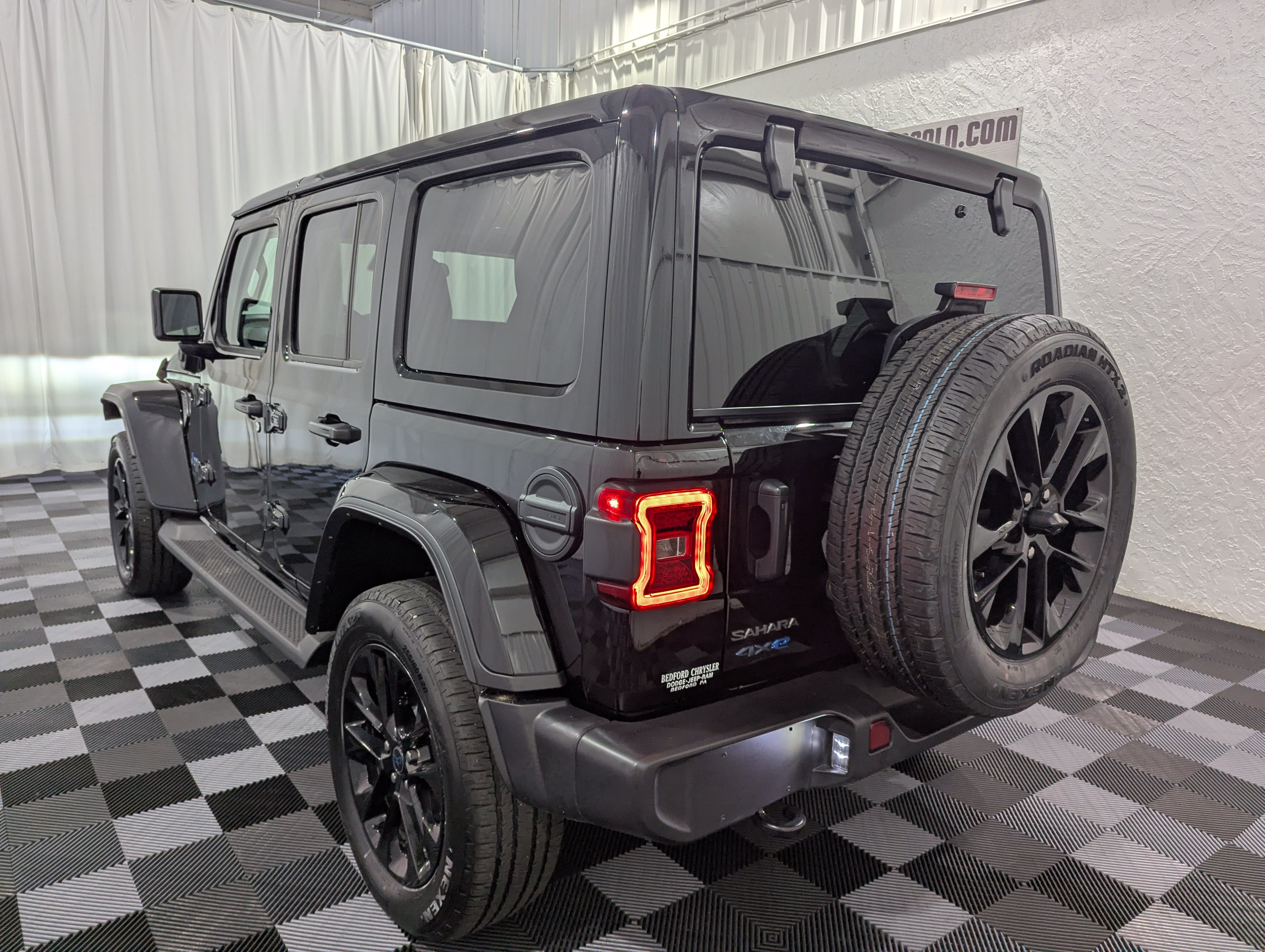 2025 Jeep Wrangler 4xe Sahara 4xe