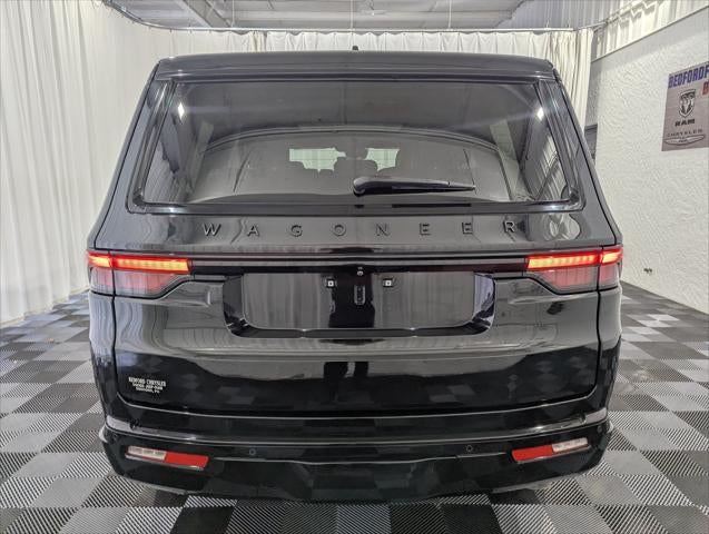 2024 Jeep Wagoneer Series II Carbide 4x4