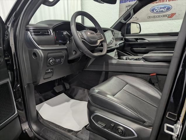2024 Jeep Wagoneer Series II Carbide 4x4