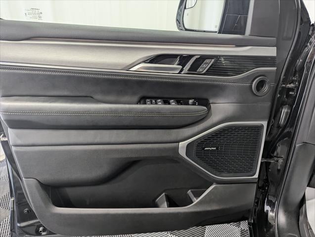 2024 Jeep Wagoneer Series II Carbide 4x4