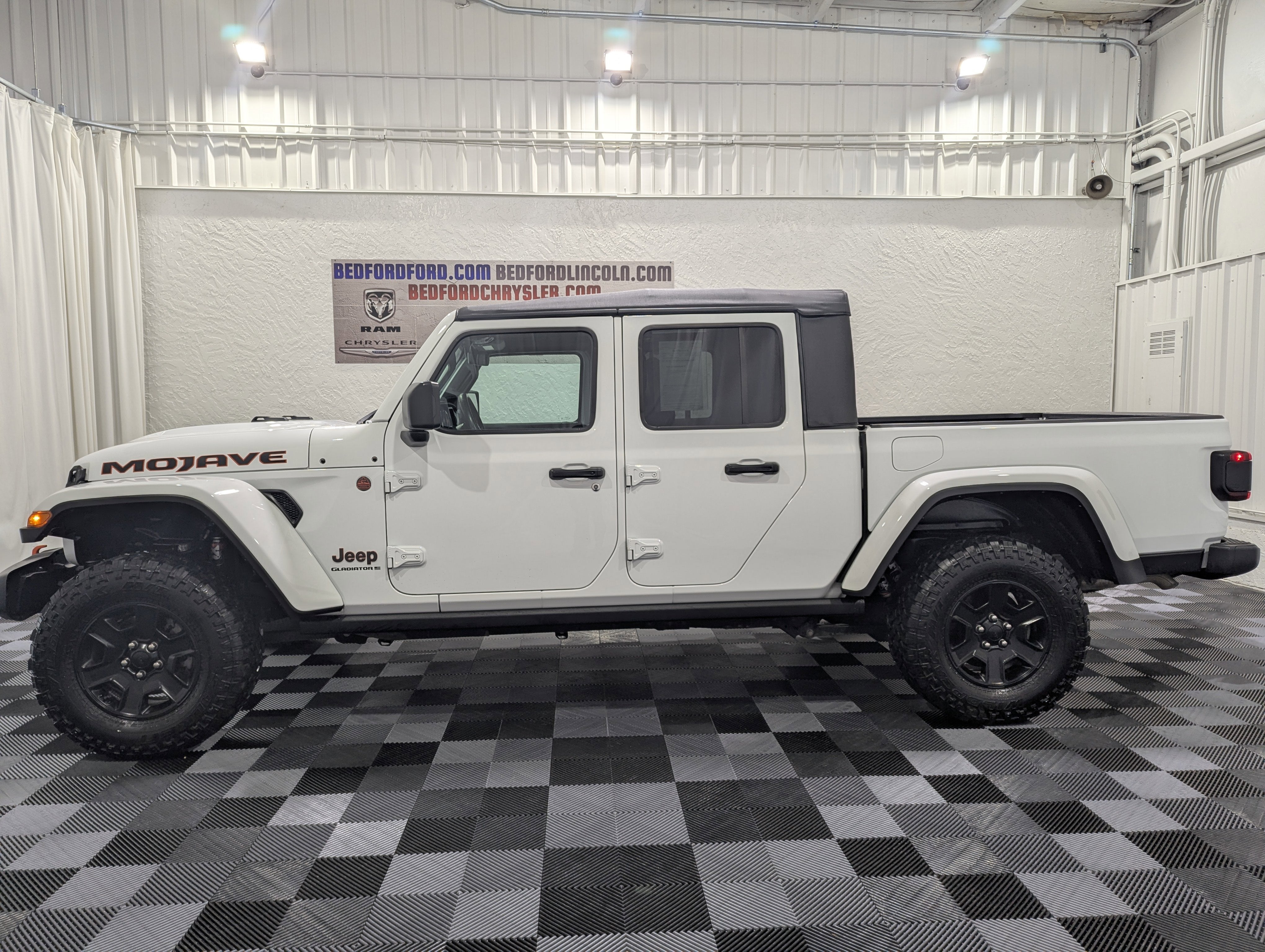 2023 Jeep Gladiator Mojave 4x4