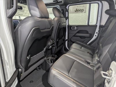 2026 Jeep Gladiator Sahara 4x4