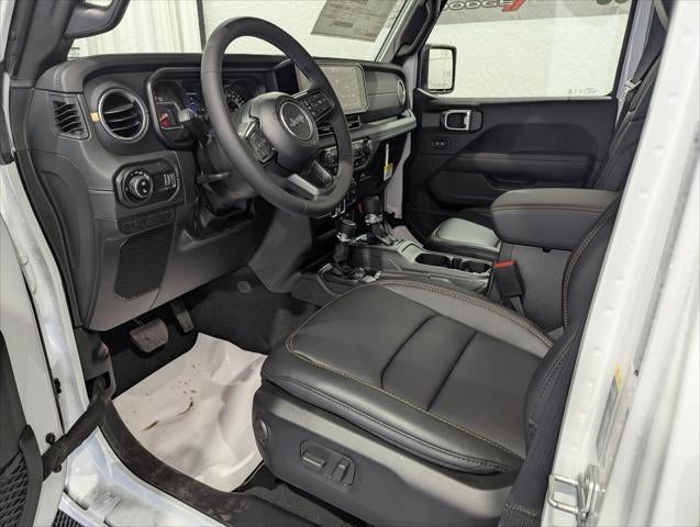 2026 Jeep Gladiator Sahara 4x4