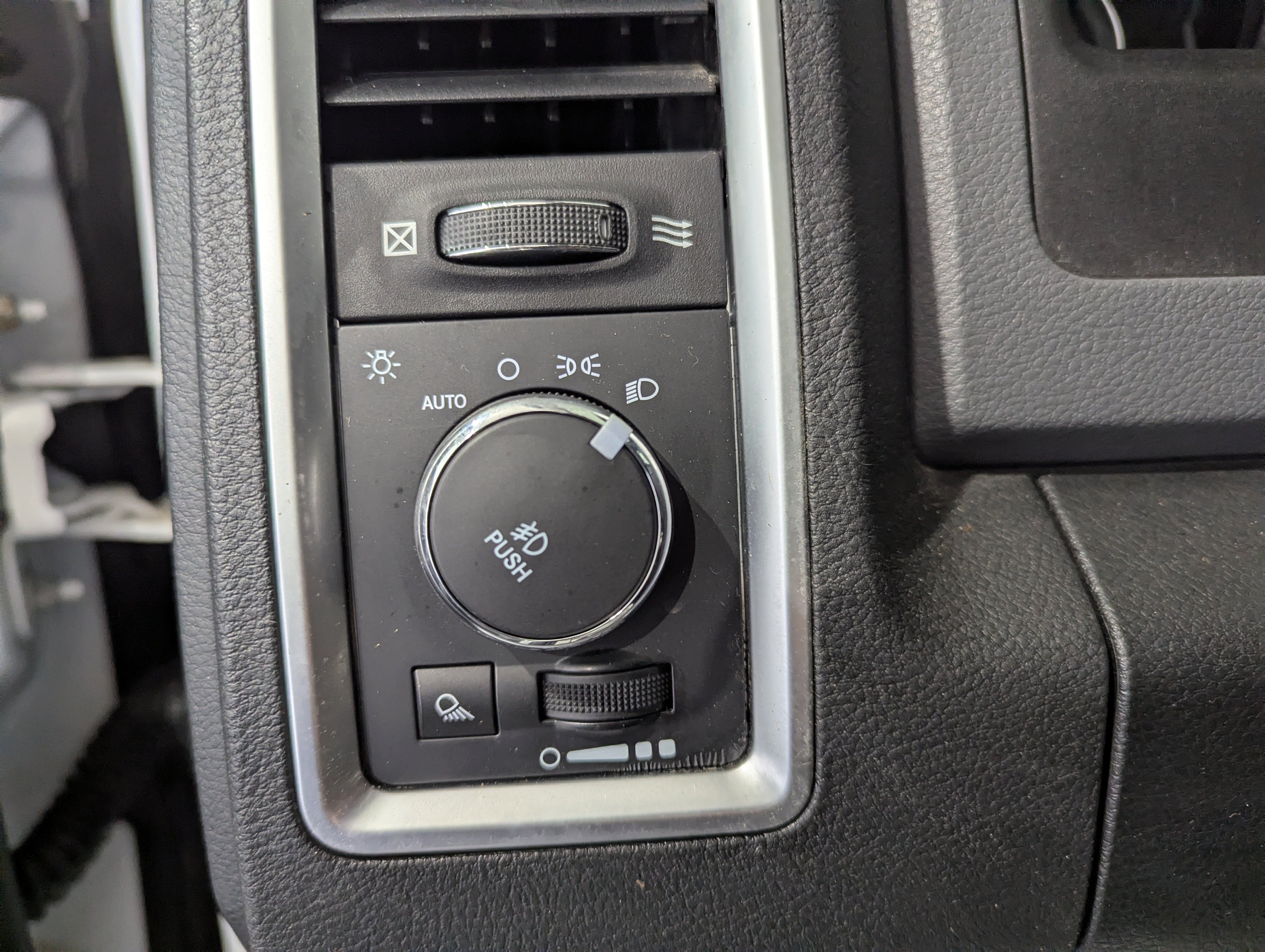 2015 RAM 1500 Outdoorsman