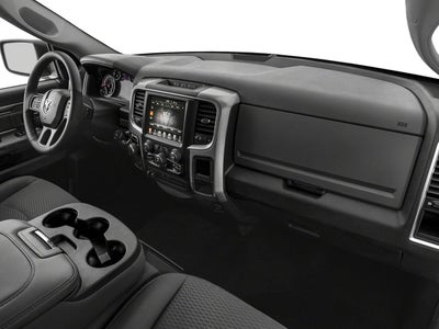 2017 RAM 1500 Big Horn Crew Cab 4x4 6'4' Box