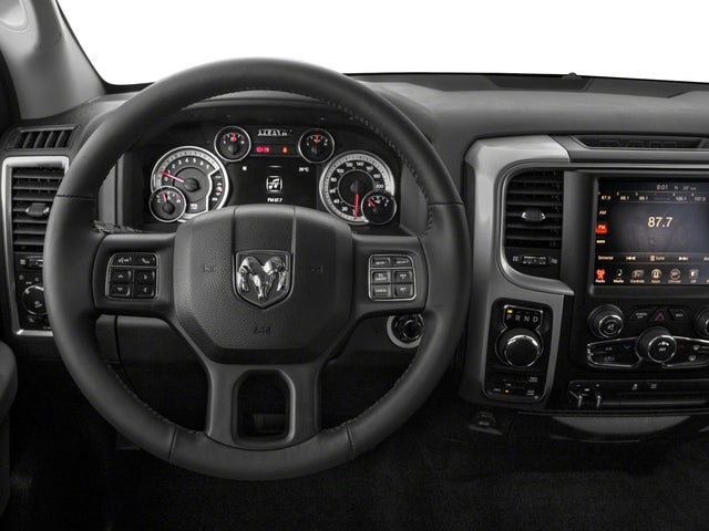 2017 RAM 1500 Big Horn Crew Cab 4x4 6'4' Box