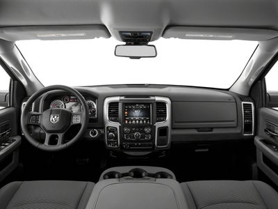 2017 RAM 1500 Big Horn Crew Cab 4x4 6'4' Box