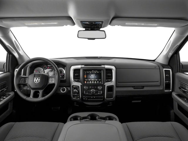 2017 RAM 1500 Big Horn Crew Cab 4x4 6'4' Box