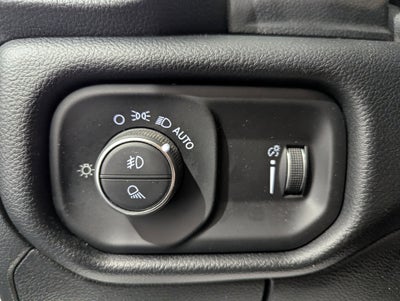 2021 RAM 1500 Big Horn Quad Cab 4x4 6'4' Box