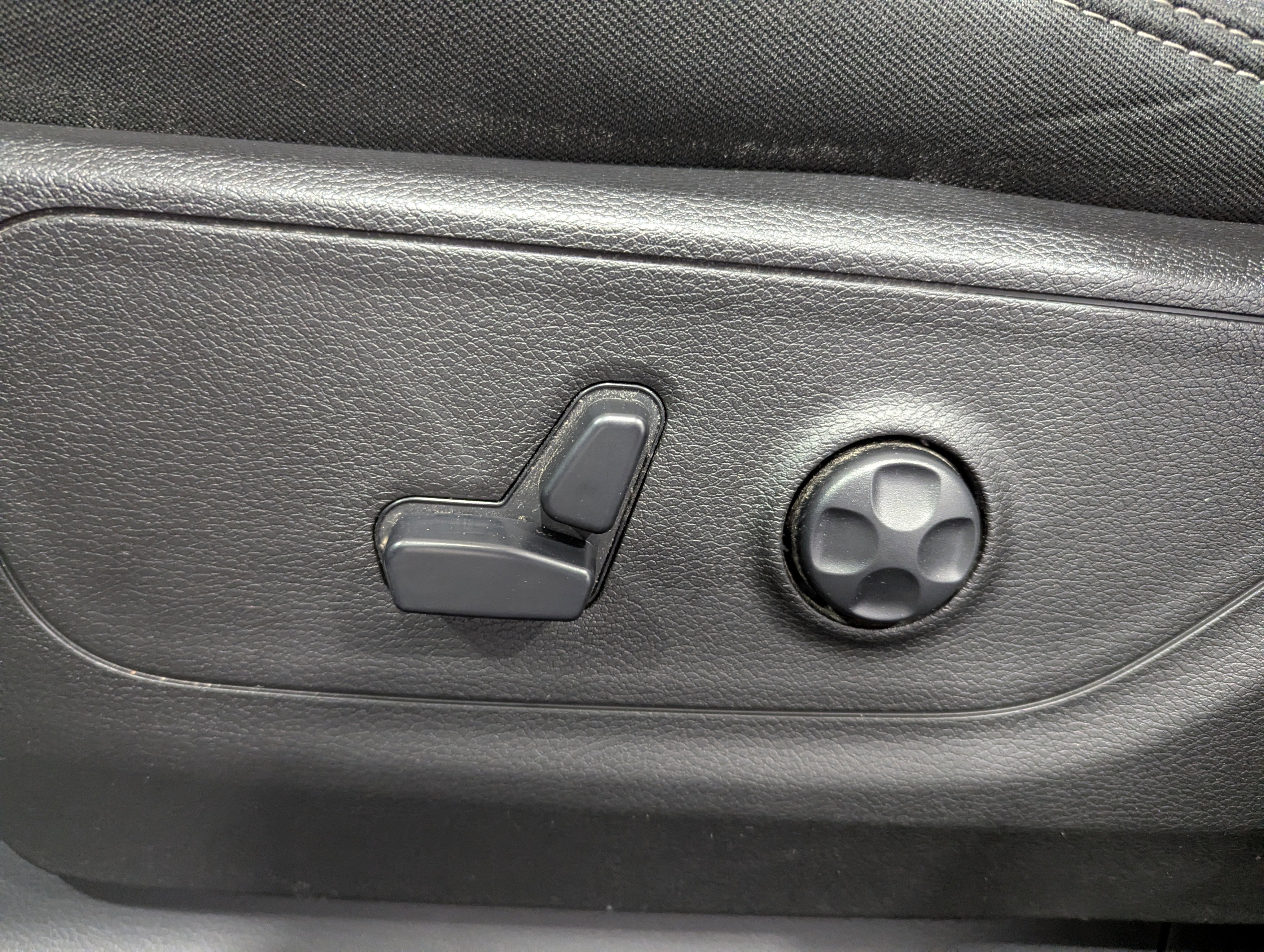 2019 RAM 1500 Big Horn/Lone Star Crew Cab 4x4 5'7' Box