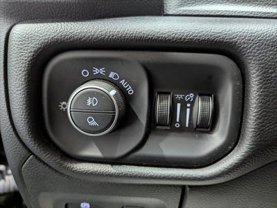 2019 RAM 1500 Big Horn/Lone Star Crew Cab 4x4 5'7' Box