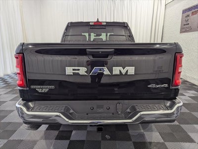 2025 RAM 1500 Big Horn Crew Cab 4x4 5'7' Box