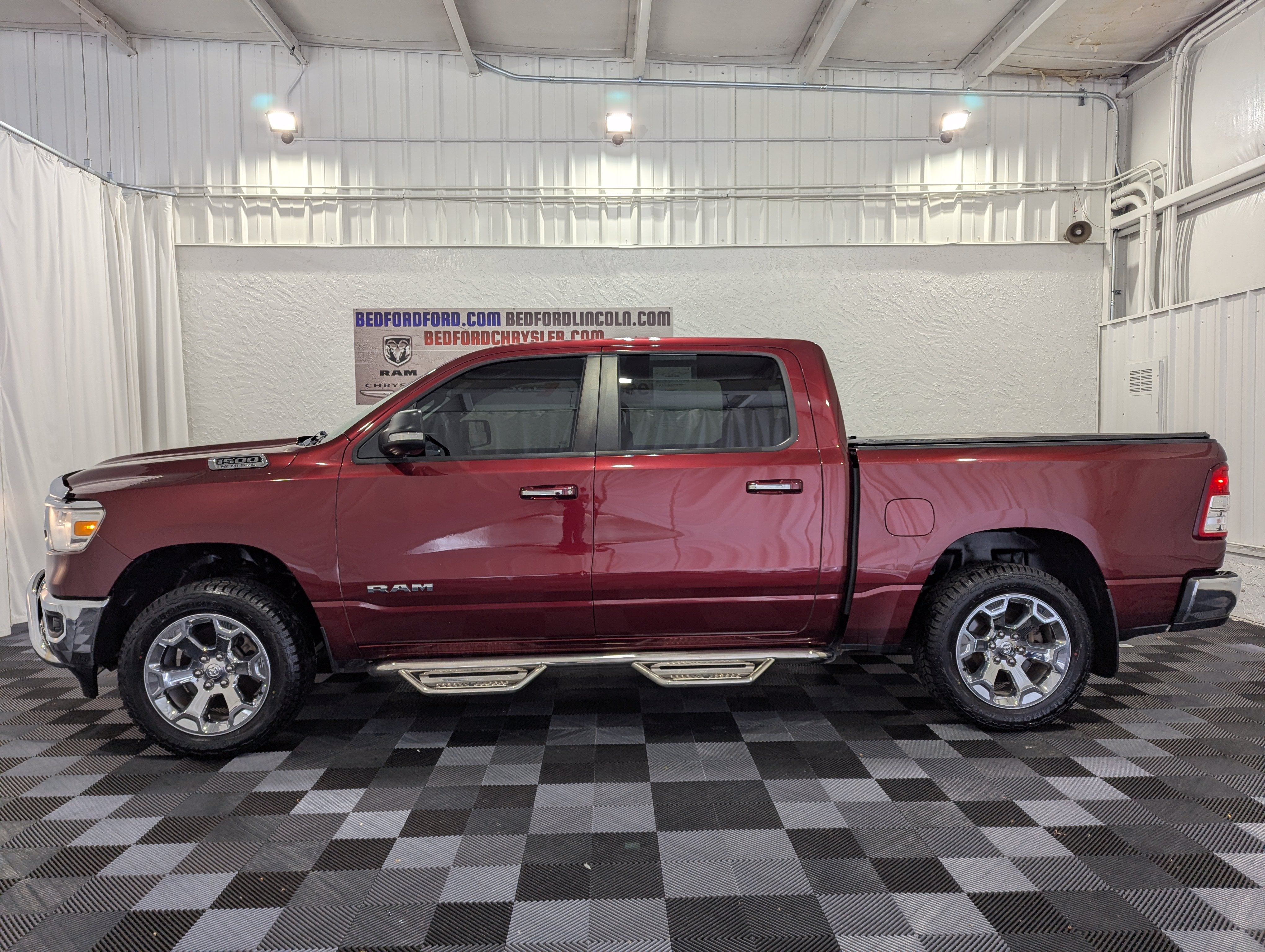 2020 RAM 1500 Big Horn Crew Cab 4x4 5'7' Box