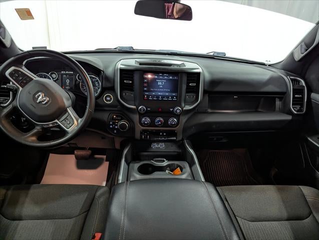 2020 RAM 1500 Big Horn Crew Cab 4x4 5'7' Box