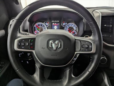 2020 RAM 1500 Big Horn Crew Cab 4x4 5'7' Box