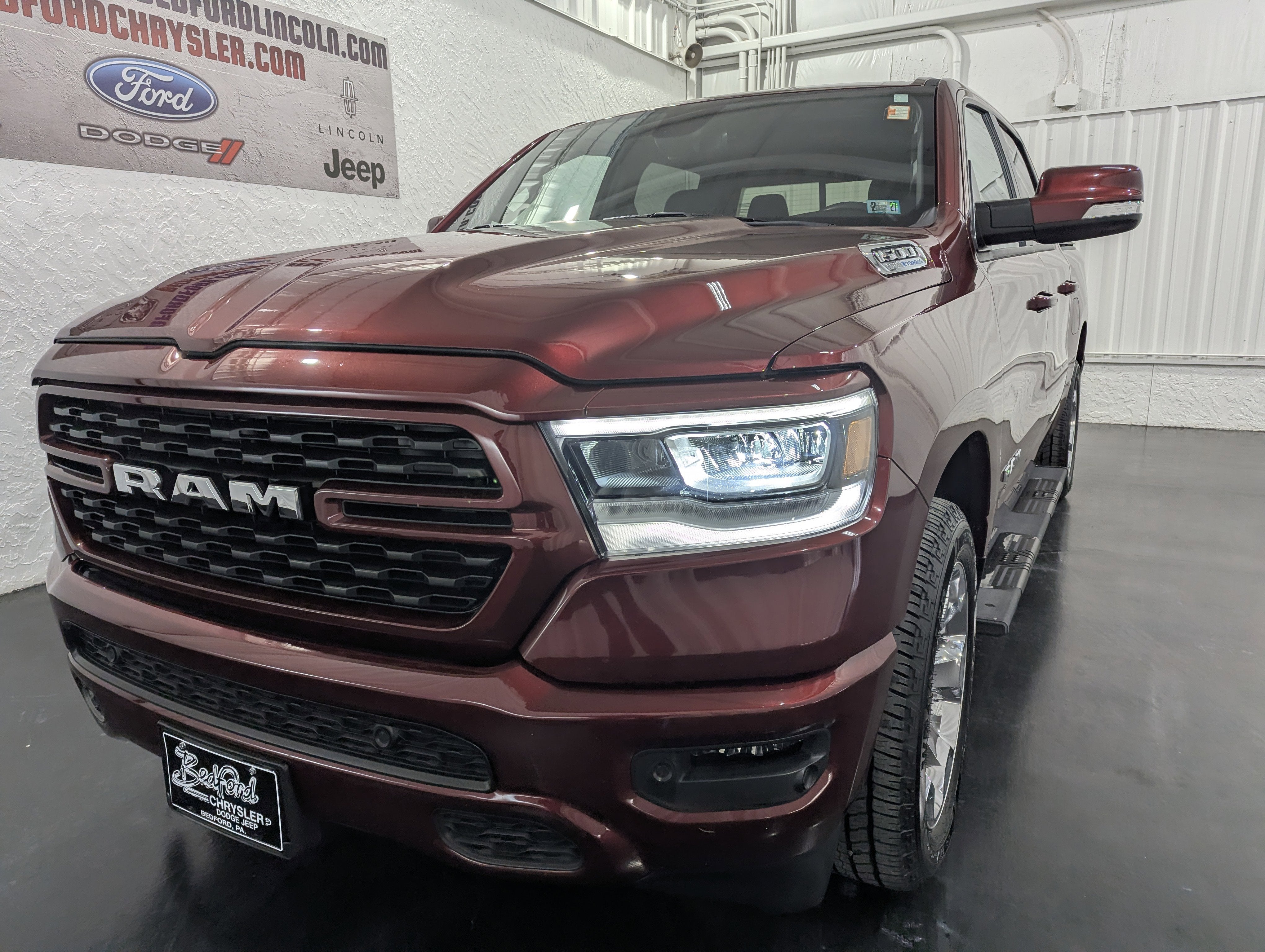 2022 RAM 1500 Big Horn Crew Cab 4x4 5'7' Box