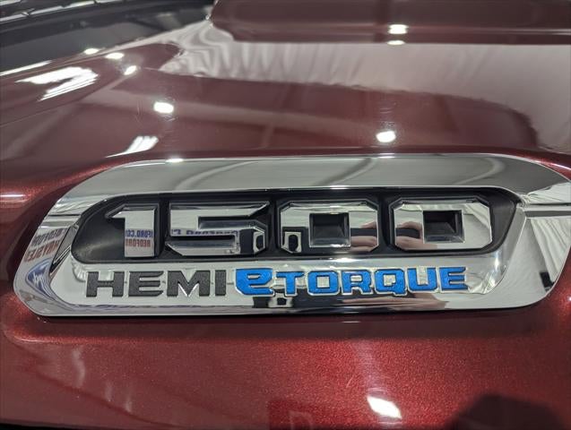 2022 RAM 1500 Big Horn Crew Cab 4x4 5'7' Box