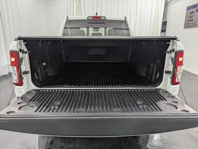 2022 RAM 1500 Big Horn Crew Cab 4x4 5'7' Box