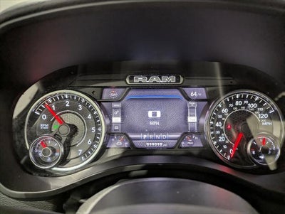 2022 RAM 1500 Big Horn Crew Cab 4x4 5'7' Box