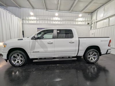 2022 RAM 1500 Big Horn Crew Cab 4x4 5'7' Box