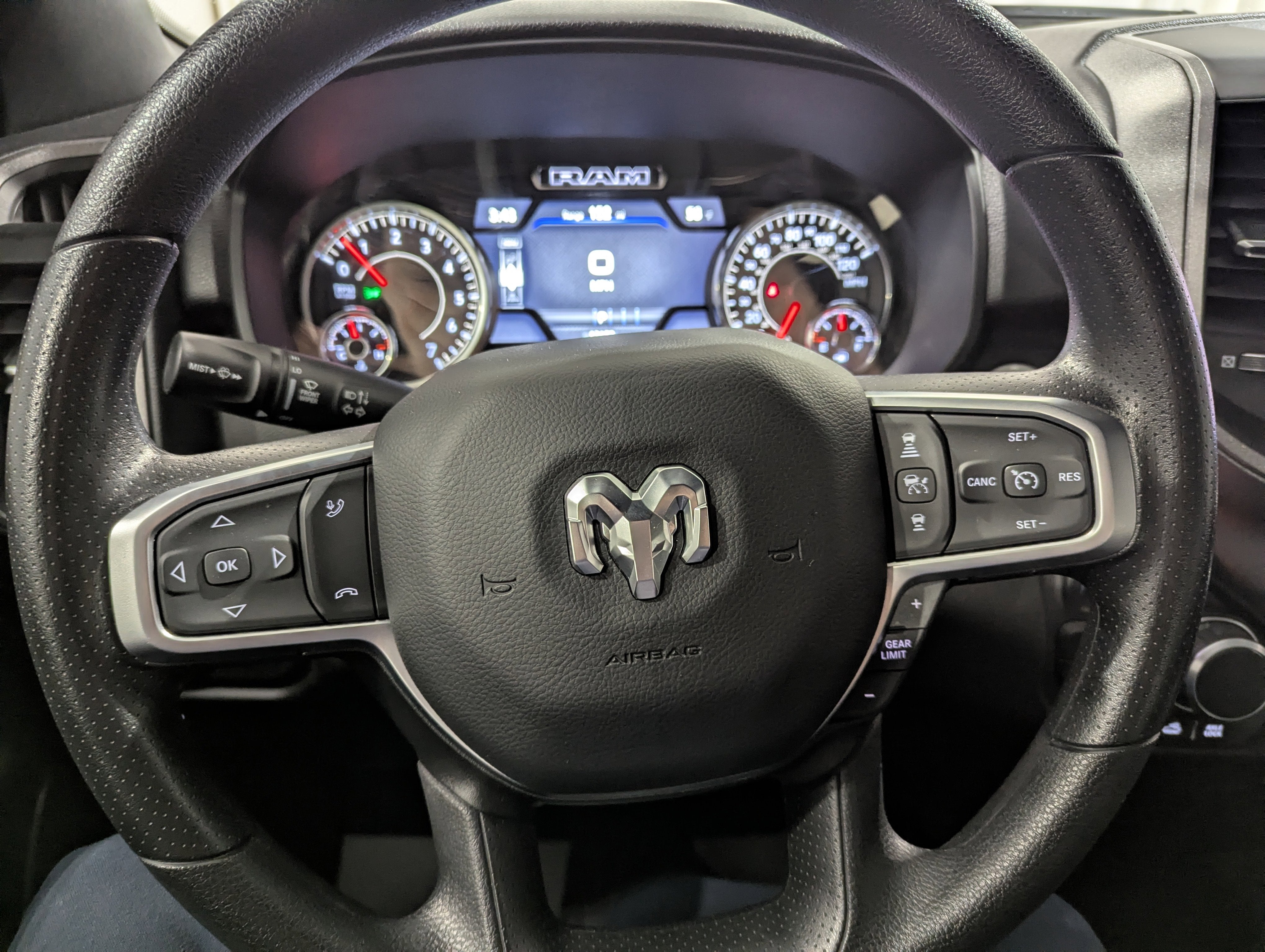 2025 RAM 1500 Warlock Crew Cab 4x4 5'7' Box