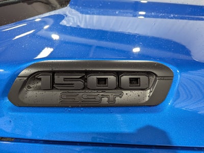 2025 RAM 1500 Warlock Crew Cab 4x4 5'7' Box