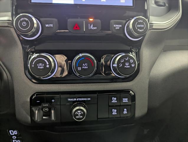 2025 RAM 1500 Warlock Crew Cab 4x4 5'7' Box