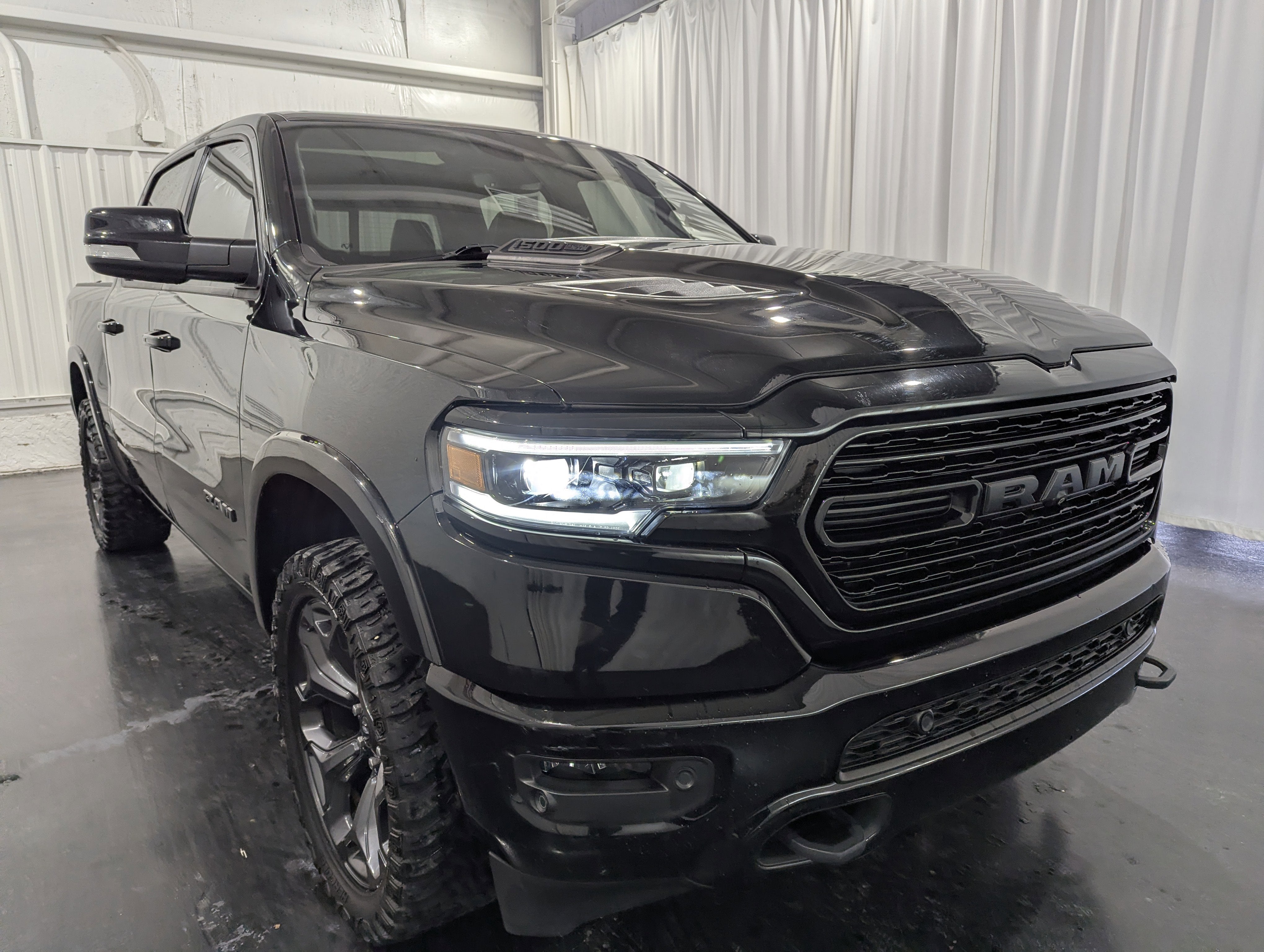 2020 RAM 1500 Limited Crew Cab 4x4 5'7' Box