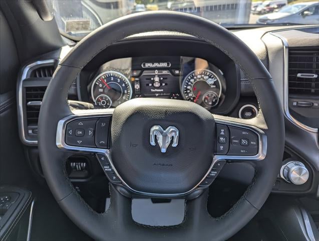 2025 RAM 1500 Laramie Crew Cab 4x4 5'7' Box