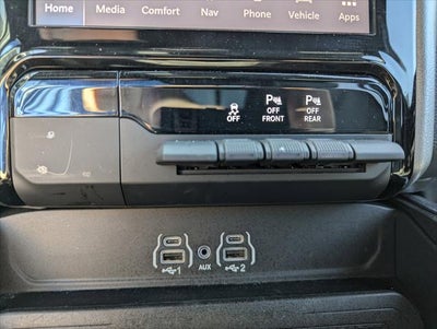 2025 RAM 1500 Laramie Crew Cab 4x4 5'7' Box