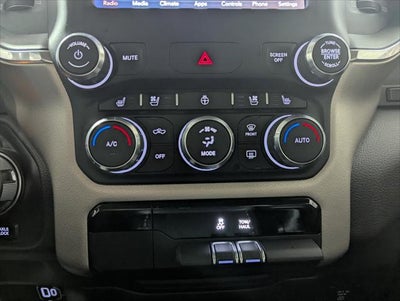 2021 RAM 1500 Laramie Crew Cab 4x4 5'7' Box