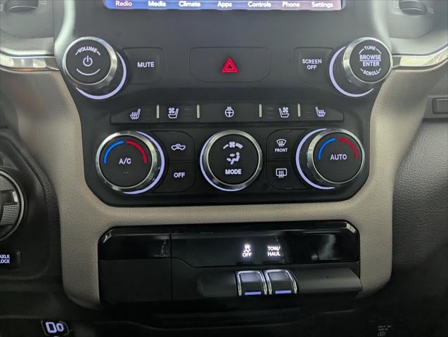 2021 RAM 1500 Laramie Crew Cab 4x4 5'7' Box