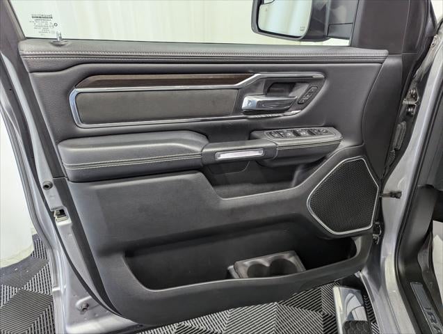2022 RAM 1500 Laramie Crew Cab 4x4 5'7' Box