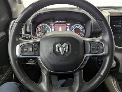 2022 RAM 1500 Laramie Crew Cab 4x4 5'7' Box