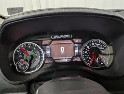 2022 RAM 1500 Laramie Crew Cab 4x4 5'7' Box