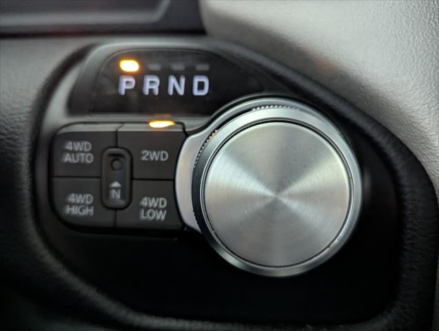 2022 RAM 1500 Laramie Crew Cab 4x4 5'7' Box