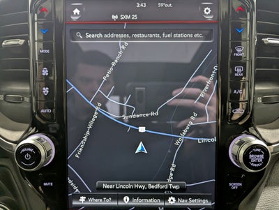 2021 RAM 1500 Laramie Crew Cab 4x4 5'7' Box