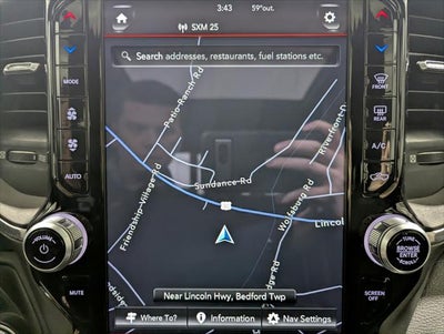 2021 RAM 1500 Laramie Crew Cab 4x4 5'7' Box