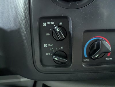 2010 Ford E-350 Super Duty XL
