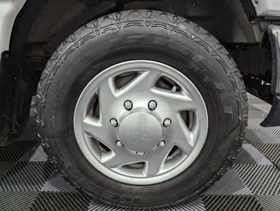 2010 Ford E-350 Super Duty XL
