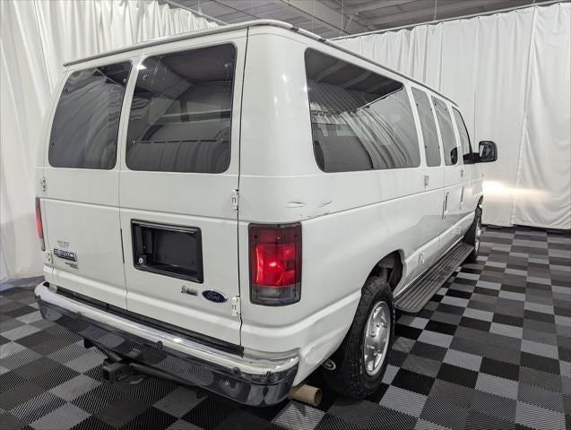 2010 Ford E-350 Super Duty XL