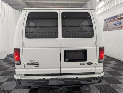 2010 Ford E-350 Super Duty XL