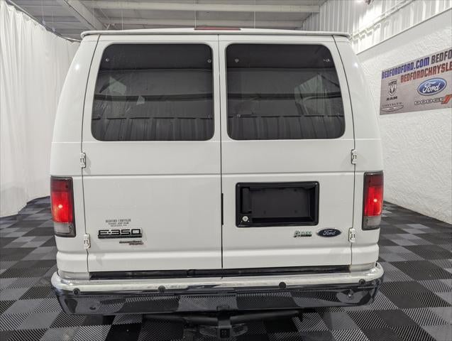 2010 Ford E-350 Super Duty XL
