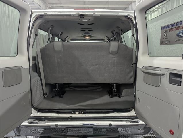 2010 Ford E-350 Super Duty XL