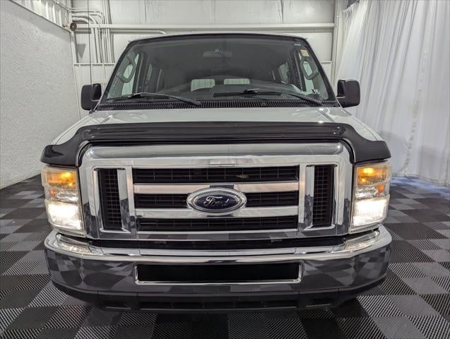 2010 Ford E-350 Super Duty XL