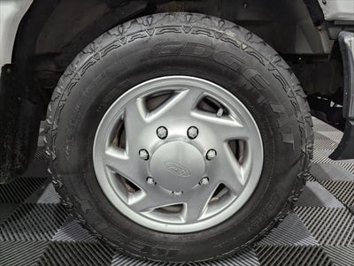 2010 Ford E-350 Super Duty XL