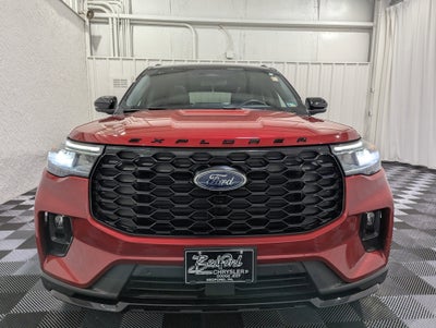 2025 Ford Explorer ST-Line