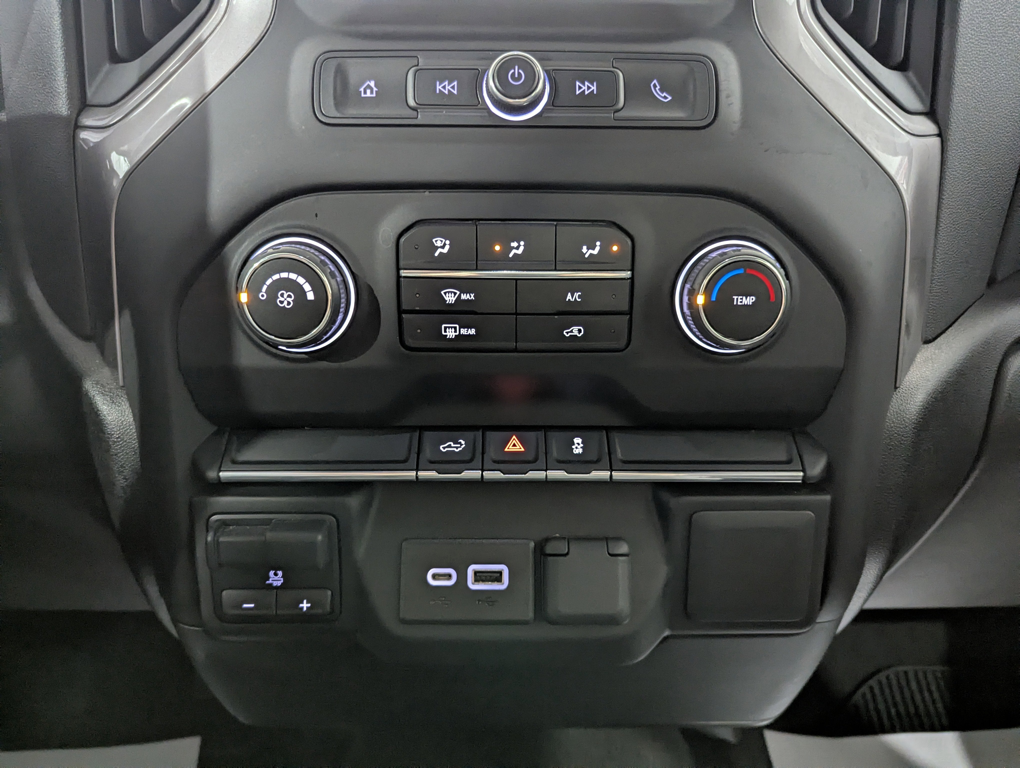 2023 Chevrolet Silverado 2500HD 4WD Crew Cab Standard Bed Custom