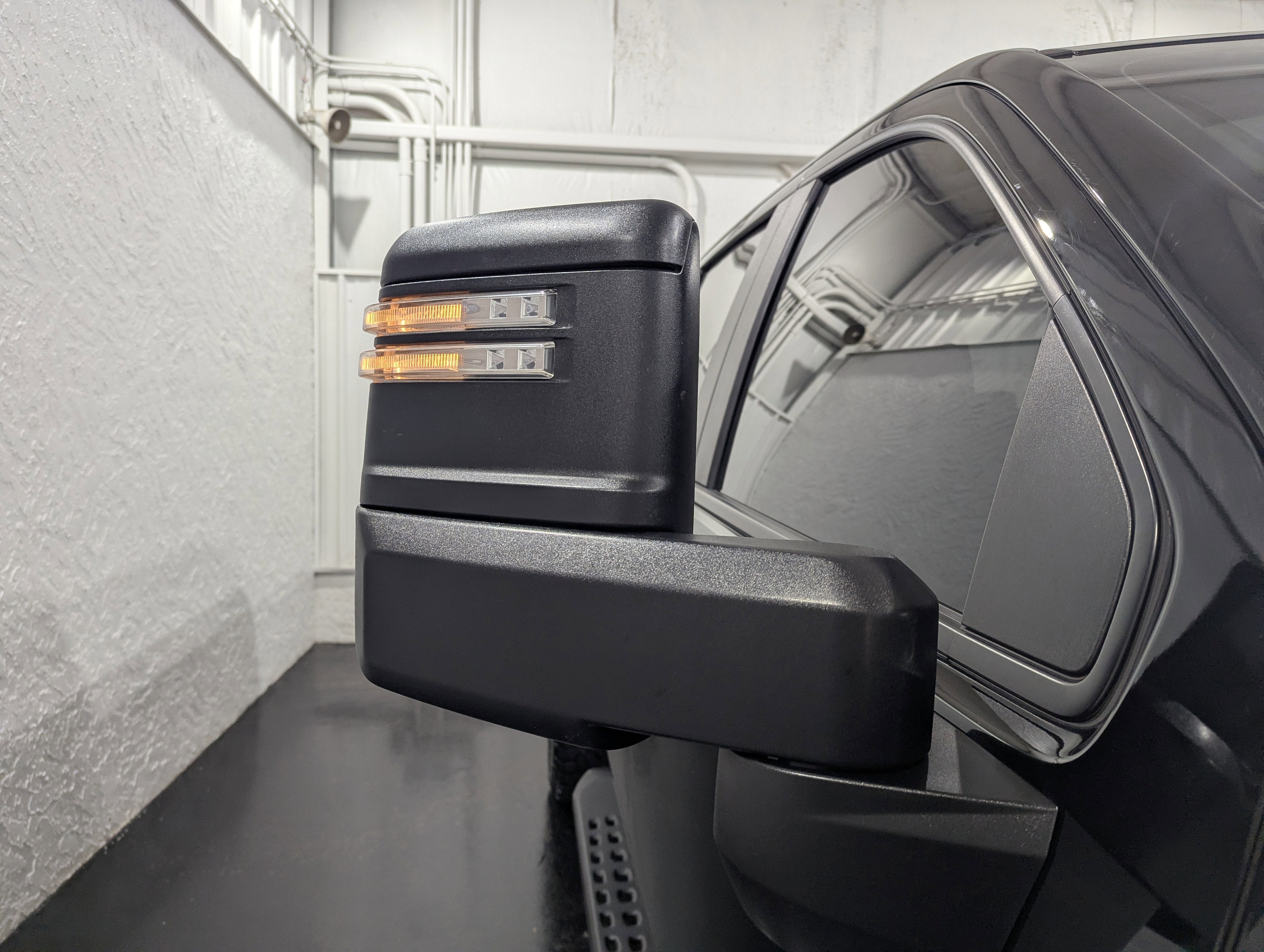 2023 Chevrolet Silverado 2500HD 4WD Crew Cab Standard Bed Custom